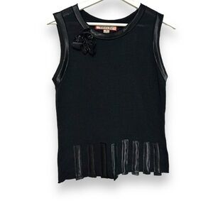 beyond threads M Peru knit sleeveless sweater cotton rosette applique satin trim
